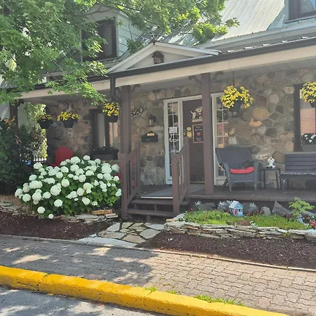 Guesthouse Refuge Du Poete Montreal-Longueuil-2