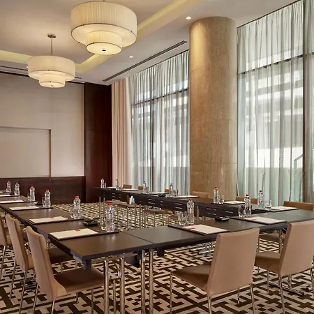 Grand Hyatt Abu Dhabi Hotel & Residences Emirates Pearl-3