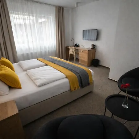 Hotel Kapitol-2