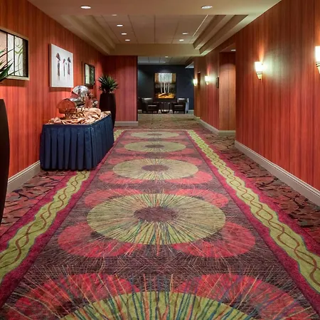 Holiday Inn Dubuque/Galena By Ihg-2