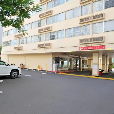 Ramada Plaza By Wyndham Waikiki-3
