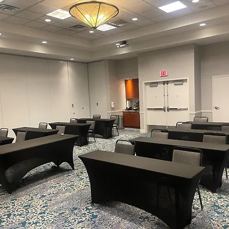 Hilton Garden Inn Frisco-2