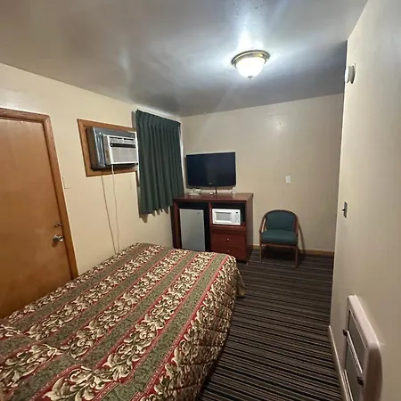 Budget Inn - Cambridge-3