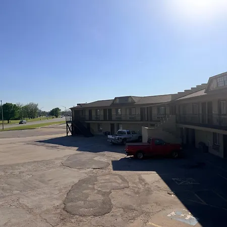 Regal Inn Coffeyville Ks Us 169-3