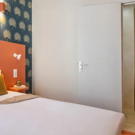 Hotel Du Midi-2