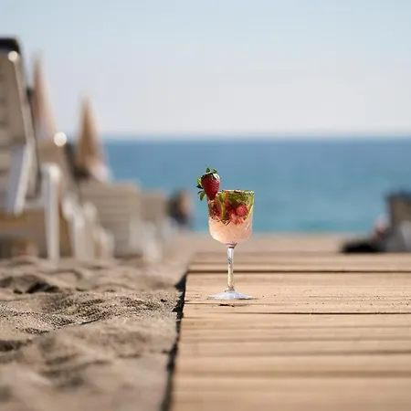 Elysee Beach Hotel-3
