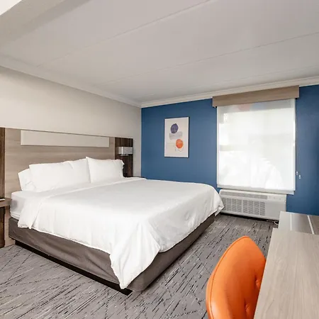 Holiday Inn Express Hotel & Suites Charleston - Northwoods By Ihg-2