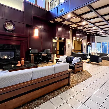Ramada By Wyndham Tukwila Southcenter-3