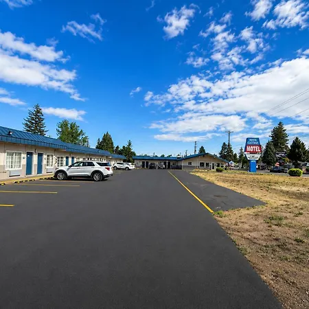 Royal Gateway Motel-3