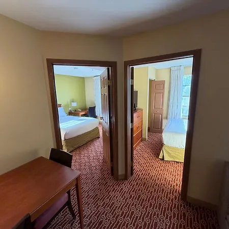 Mainstay Suites Bloomington Near University-2