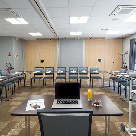 Ibis Brignoles Provence Verte-3