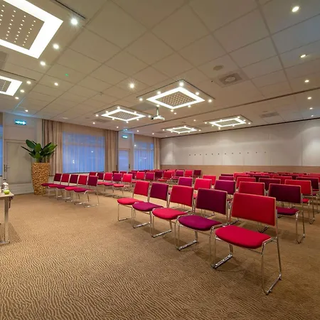 Novotel Maastricht-3