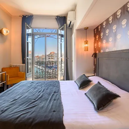 Le Grand Hotel-2