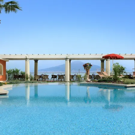 Grand Hotel Royal-2