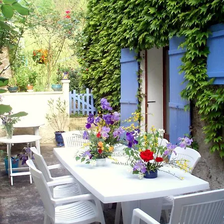 Moulin De Cornevis Bed And Breakfast-3