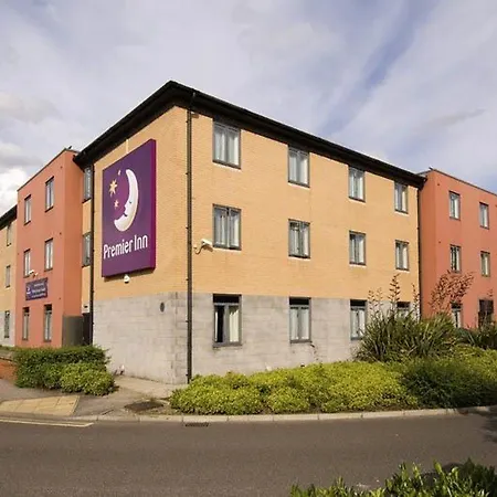 Premier Inn Sheffield Meadowhall-3
