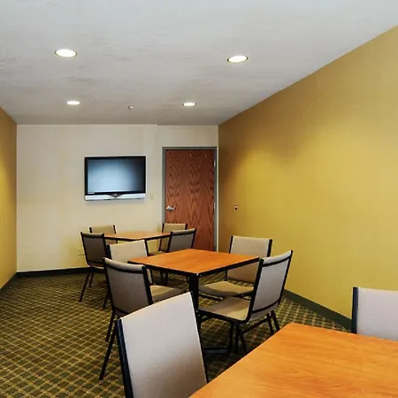 Parry Sound Inn And Suites-2