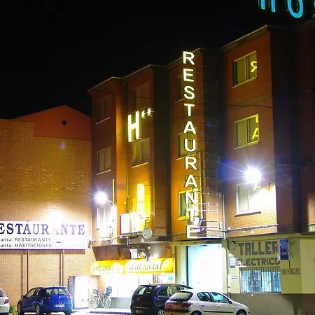 Hostal Athlanta-2