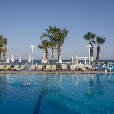 Palm Beach Hotel & Bungalows-2