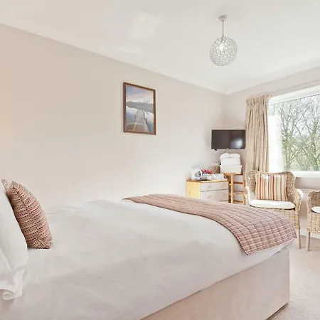 The Glen Guest House-3