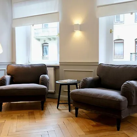 Boutique Charme Apartments-3