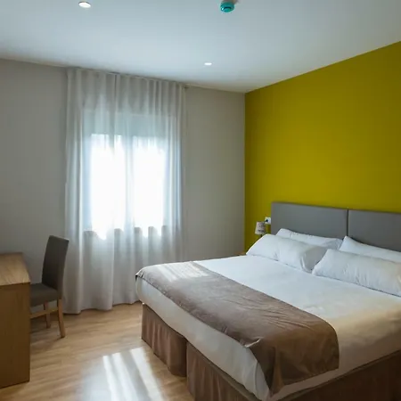 Hotel A Roldana-3
