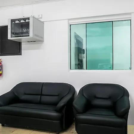 Treebo Luxe Suite, Shivaji Nagar-3