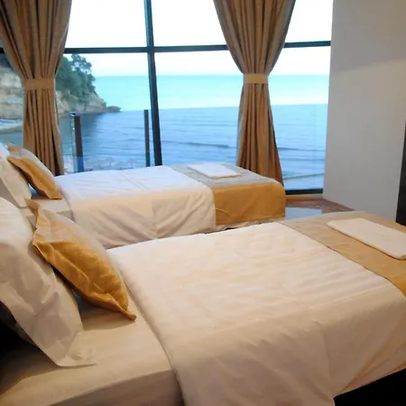 Hotel Cruiser-2