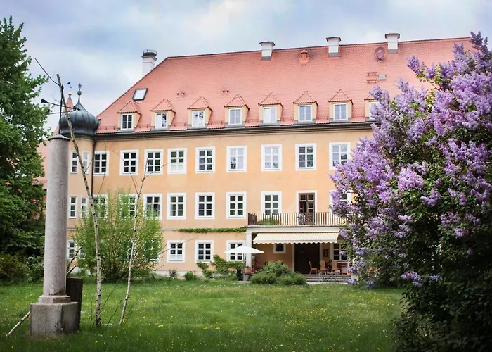 Naturschlosshotel Blumenthal Aichach