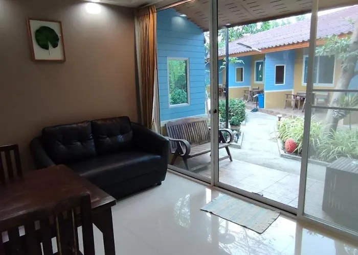 Q Zone Boutique House