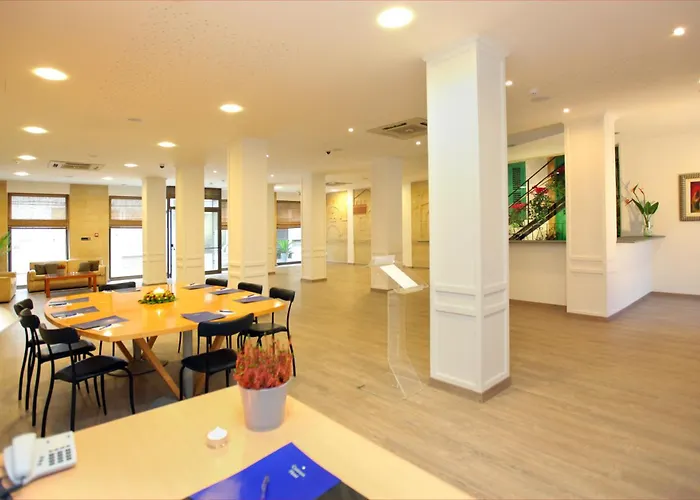 Centrum Hotel - City Center