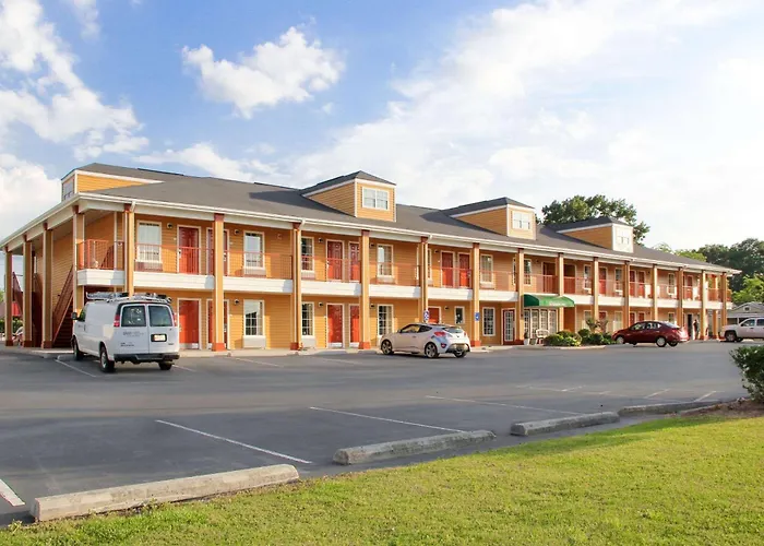 Quality Inn Albertville Us 431