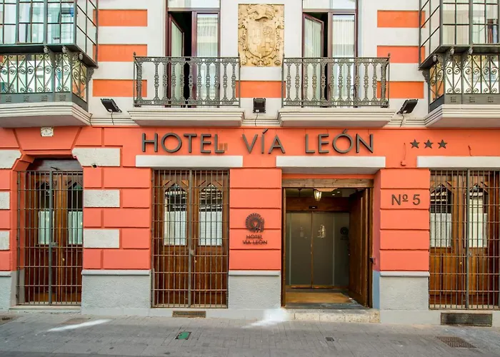 Alda Via Leon Hotel