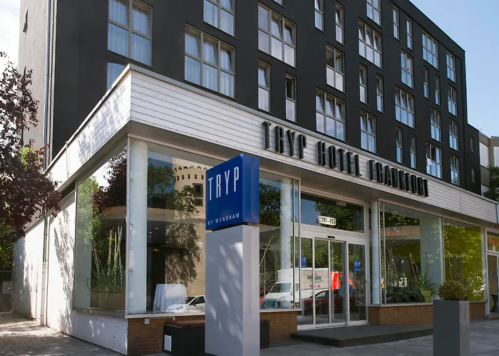Hotel Tryp By Wyndham Frankfurt Fráncfort del Meno