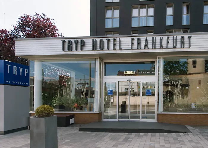 Hotel Tryp By Wyndham Frankfurt Fráncfort del Meno