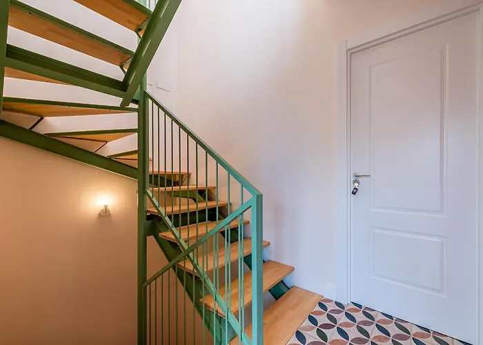 Vestal Suites Domo Adults Only