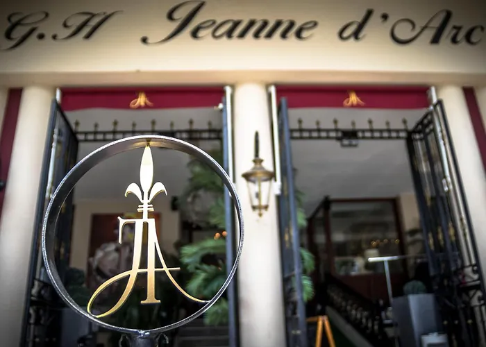 Hôtel Jeanne d'Arc Lourdes