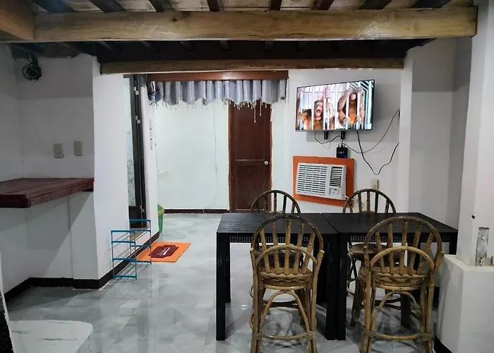 Julz El Nido Inn