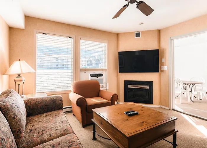 Mountain View Suites & Residency At Fairmont Hot Springs