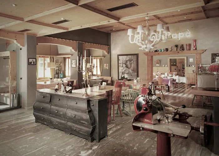 7132 Hotel Vals
