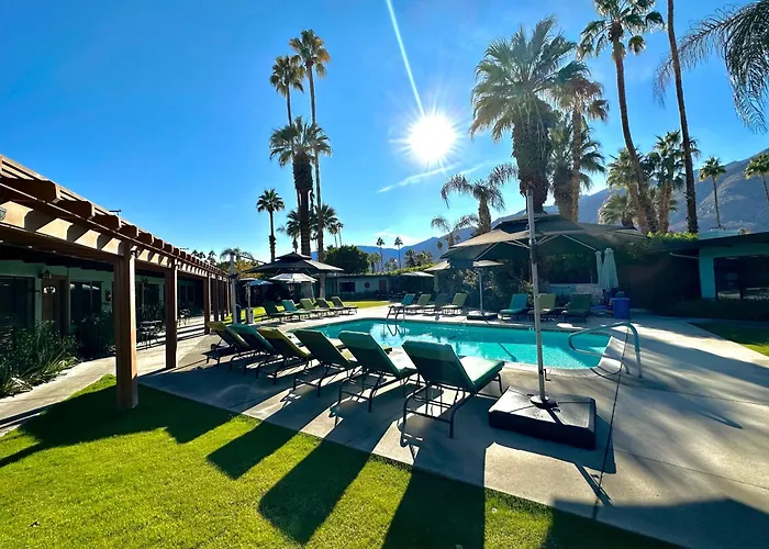 Vista Grande Resort - A Gay Men'S Resort