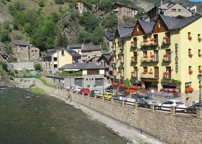 Hotel De Rei Llavorsí