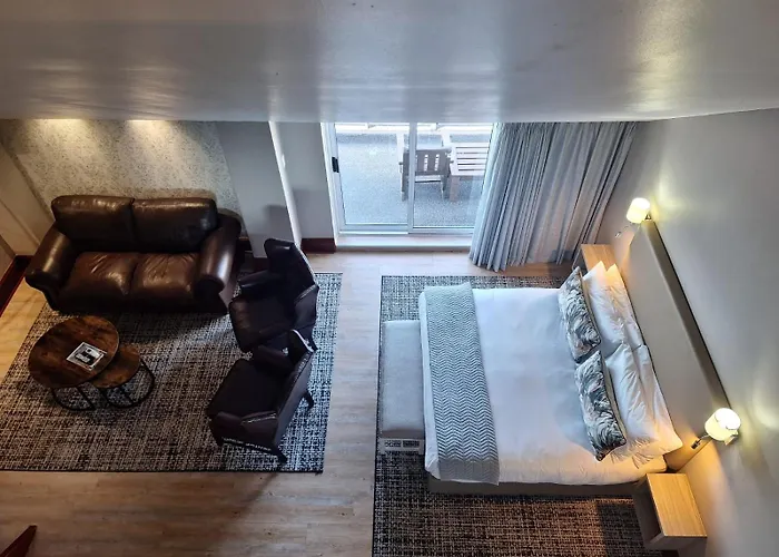 Diaz Hotel And Resort
