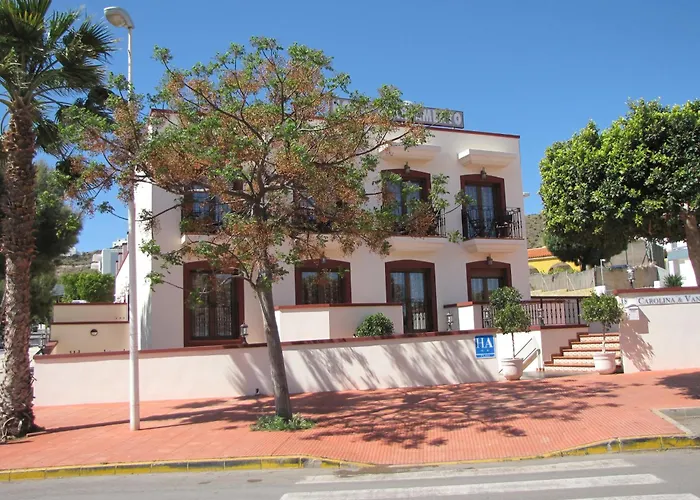 Hotel-Apartamento Carolina y Vanessa San José