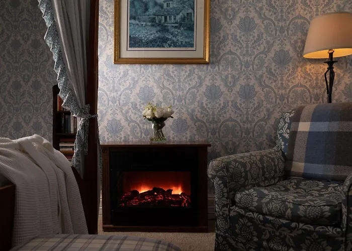 Harbor Knoll Bed And Breakfast Greenport
