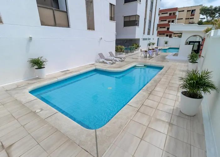 Hotel Axis Inn By Geh Suites Santa Marta 