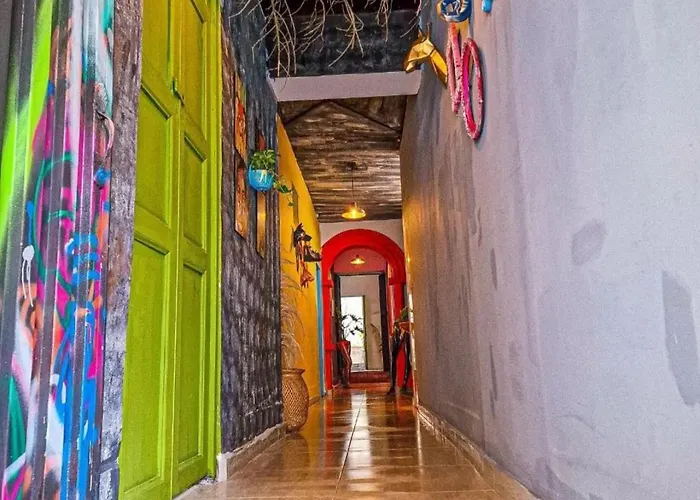 Urban Hostal Bar