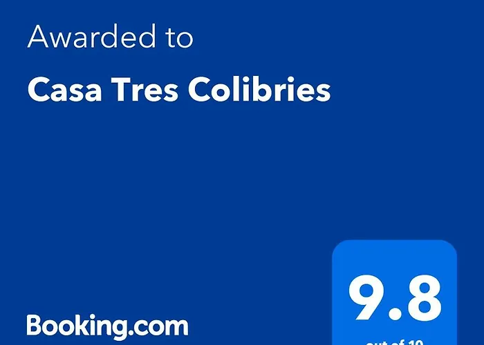 Casa Tres Colibries