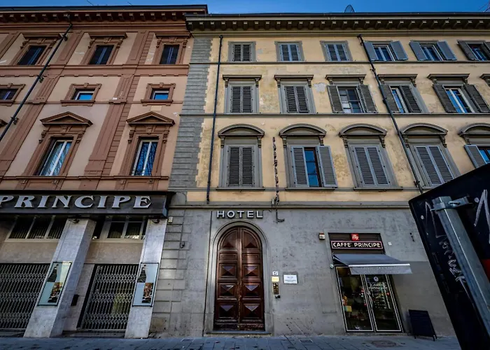 Maison Pitti Florence