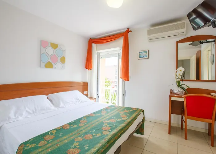 Hotel Ada